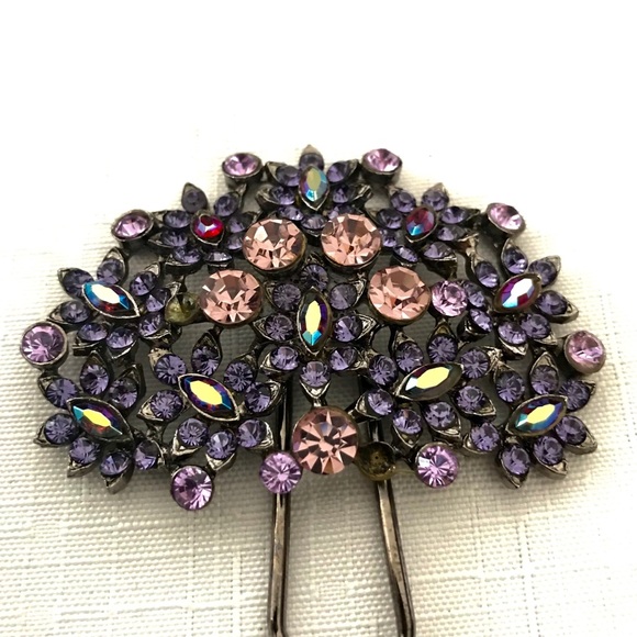 Accessories - 💜HP💜NWOT /Jeweled Hair Pins/Excellent For Summer